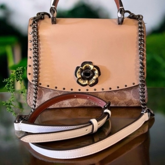 Coach Parker Top Handle In Signature Canvas with beautiful rose closure - Picture 8 of 17